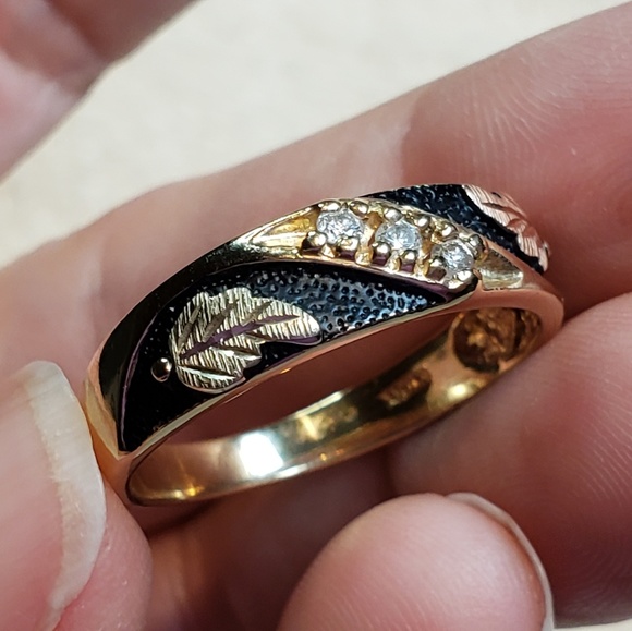 10k Diamond Black Hills Tri-Color Gold Enamel Ring - Picture 3 of 4
